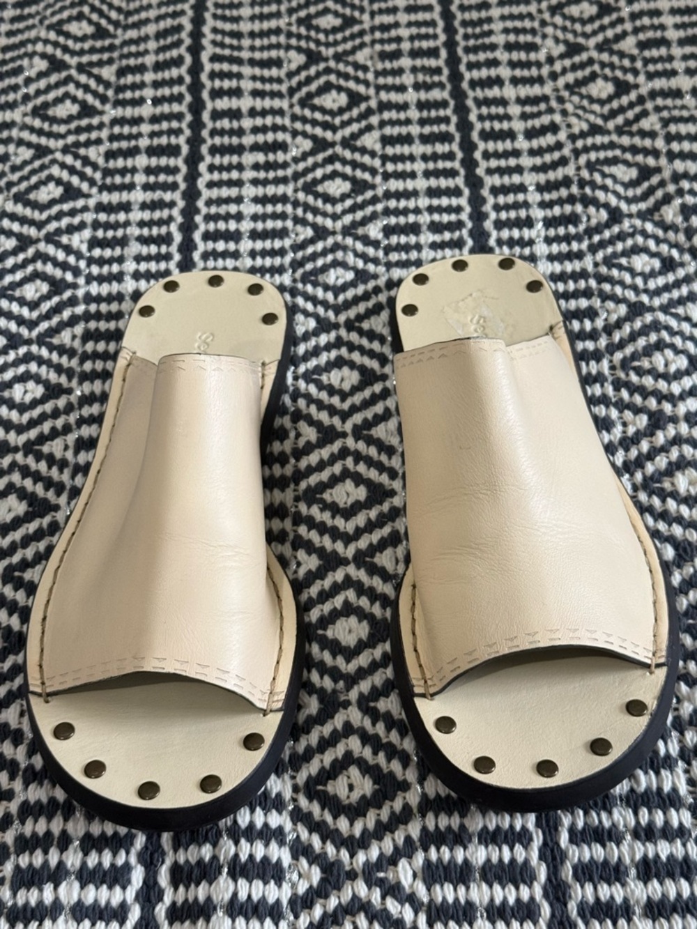 SEE BY CHLOE Beige Leather Studded Slip On Slide Sandals